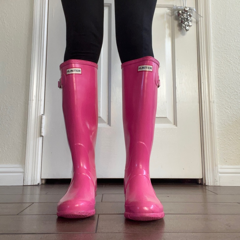 Hunter Tall Pink Rain Boots